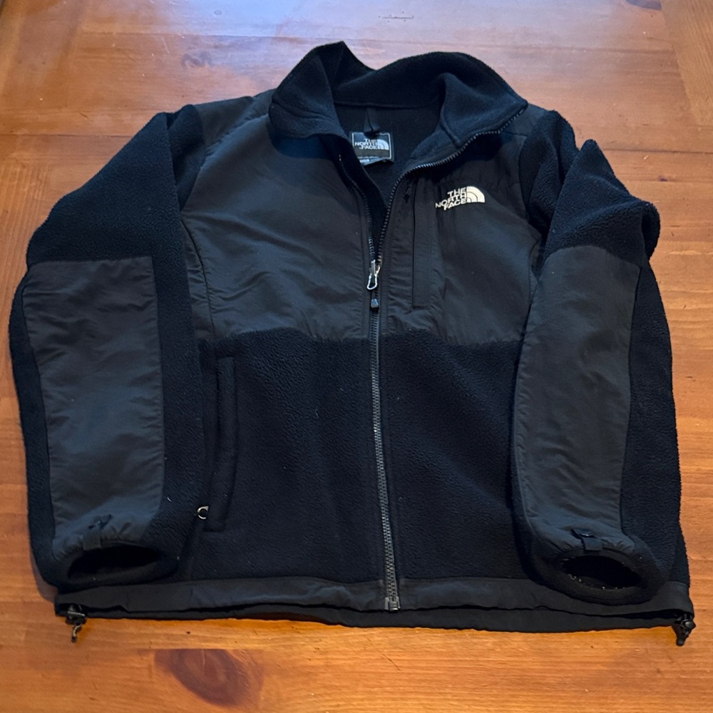 The North Face Women’s Black Fleece Jacket